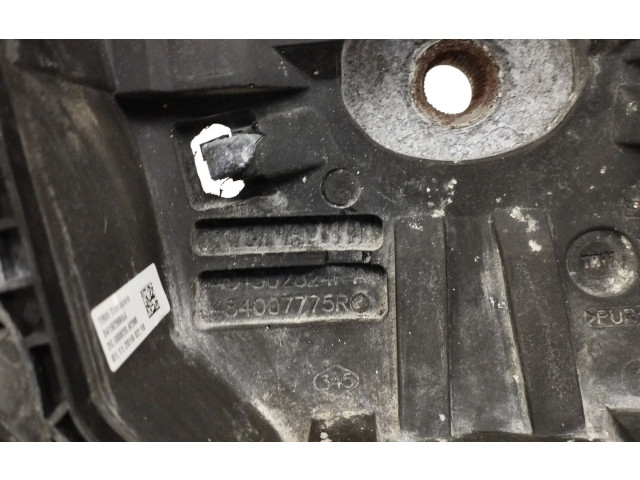 Руль Dacia Duster   -  года 484000919R      