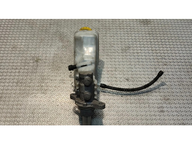 Главный тормозной цилиндр