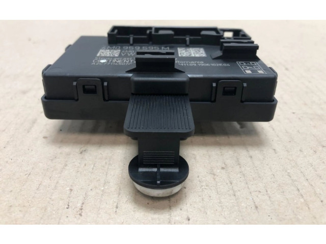 Блок управления центрального замка 4M0959595M, 4M0959595M Audi e-tron