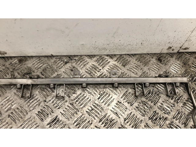 Топливная рампа 1438949 BMW Z4 E85 E86 2.5 для двигателя M54 B25 (256S5)