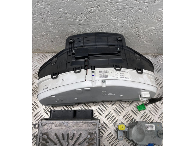 Řídící jednotka 30785100, 0281012765 Volvo S80 2007