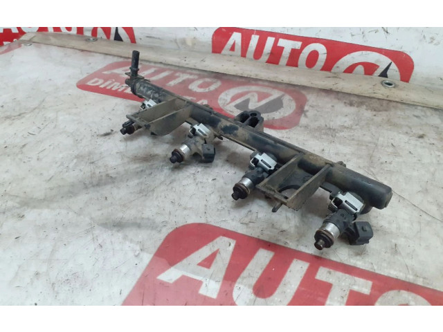 Топливная рампа 8200367230   Renault Clio III  