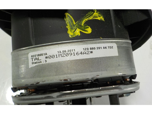 Подушка безопасности водителя 1Z0880201AKTDZ, 1Z0880201AK   Skoda Yeti (5L)