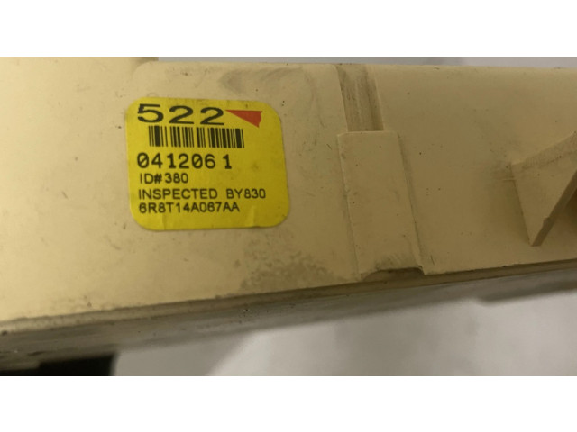 Блок предохранителей 6R8T14A067AA Jaguar S-Type