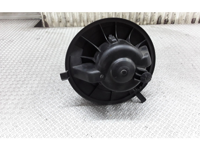 Вентилятор печки 1K1819015 Volkswagen Caddy