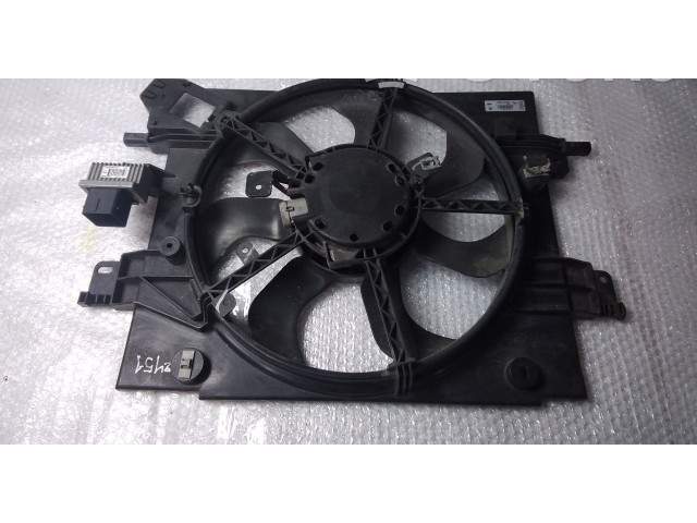 Вентилятор радиатора     214811626R    Dacia Duster 