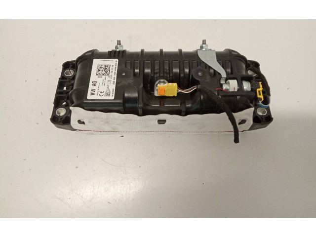 Подушка безопасности пассажира 0589P1000678, 641873900 Audi e-tron