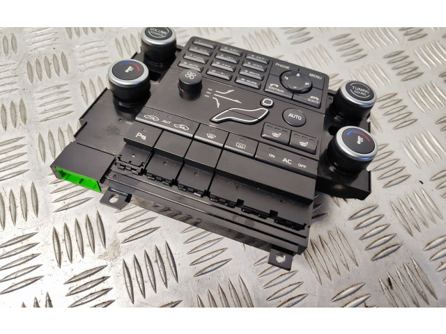 Блок управления климат-контролем 30782903   Volvo V70