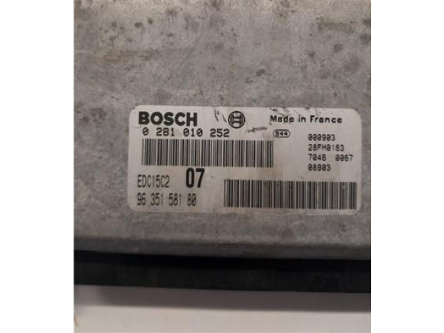 Блок управления 0281010252, 9635158180   Citroen Xantia