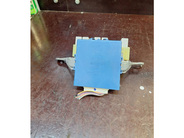 Блок управления 896180F020, MB1238009021 Toyota Corolla Verso AR10