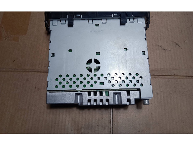 Поршень Радио/ проигрыватель CD/DVD / навигация CFA 861200H010, W53811  Peugeot 107  