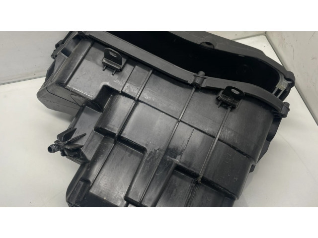 Pojistková skříňka 8509913 BMW 4 F36 Gran coupe 2017