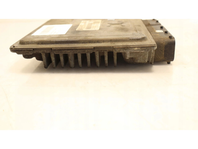 Блок управления двигателем Блок управления 5WP42686AA Skoda Fabia Mk2 (5J)