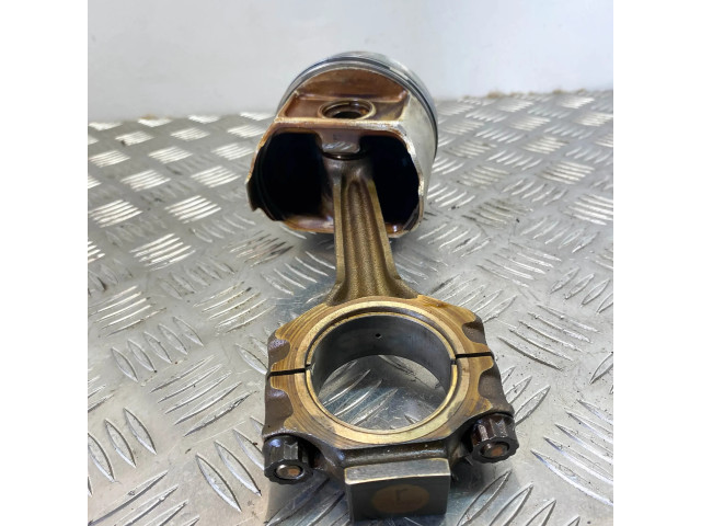  Поршень M 119.960 A1190300117, A1190300220  Mercedes-Benz SL R129 для бензинового двигателя 5.0