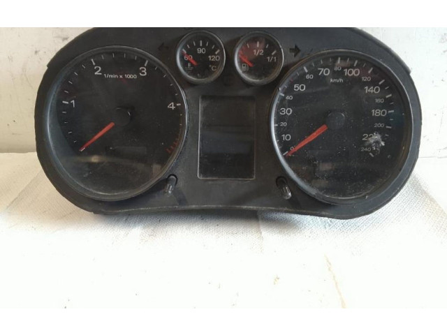 Панель приборов 8Z0920900X Audi A2