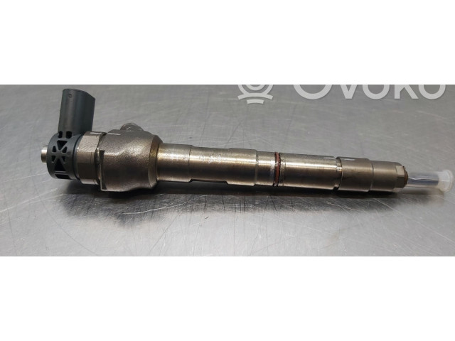 Vstřikovač 04L130277AC, 0445110469 Skoda Octavia Mk3 (5E) CRM