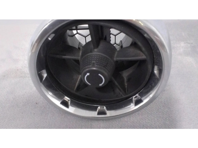 Боковая воздушная решётка