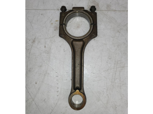 Шатун      Porsche Cayenne (9PA)  