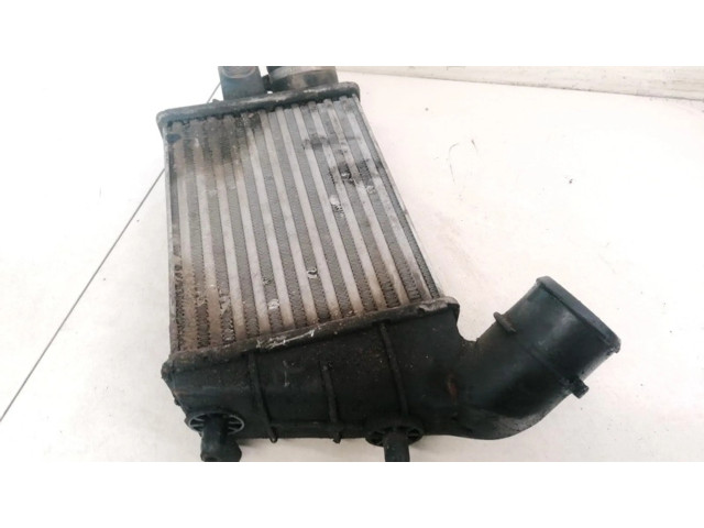 Интеркулер 517159990 Alfa Romeo GT 1.9