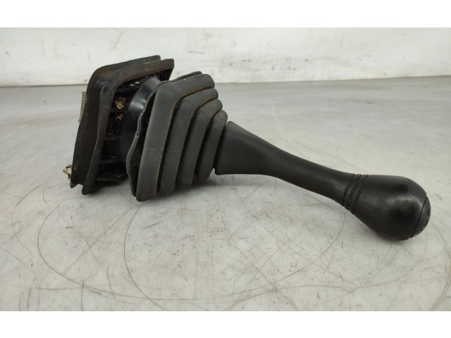 Pojistková skříňka Включатель / ручка переключения передач Peugeot 106 1997