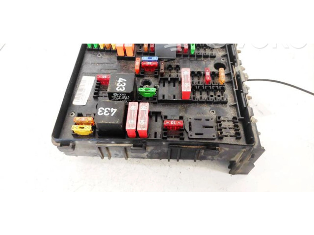 Блок предохранителей  1K0937124K, 014189861   Skoda Octavia Mk2 (1Z)    