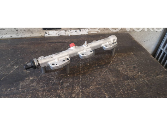 Топливная рампа 8665631, 8631820   Mini One - Cooper F56 F55   для двигателя B38A15A