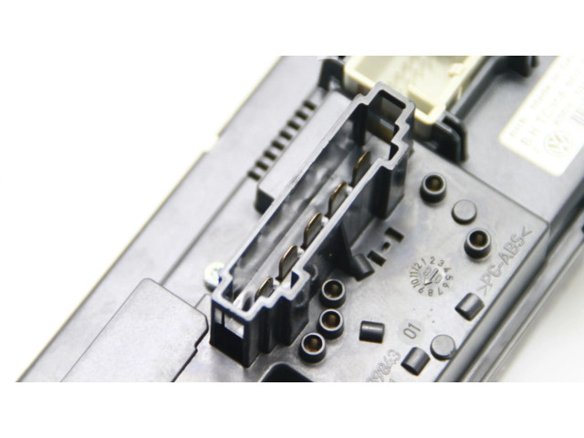 Модуль блока управления кондиционером       Volkswagen Golf VI  2008 - 2013 года   