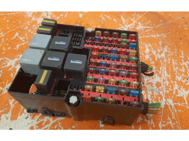 Блок предохранителей  3E09822, 3E09822   Ford Fusion    