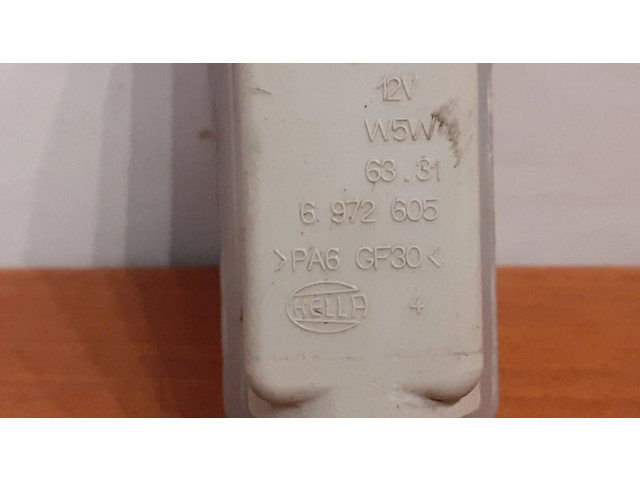 Фонарь освещения передних мест