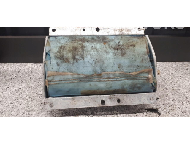 Подушка безопасности пассажира    Volvo S70  V70  V70 XC