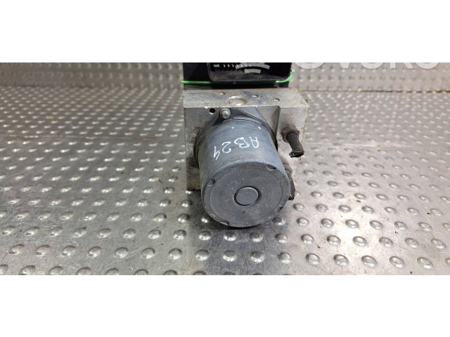 Блок АБС 3450562, 3450606   BMW  X3 E83  2003 - 2010 года