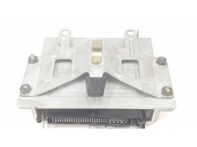 Блок управления двигателя 3910626740 Hyundai Coupe