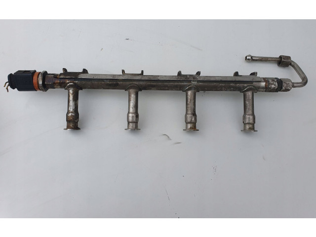 Vstřikovací lišta 03f133320c4car   Seat Ibiza IV (6J,6P)     