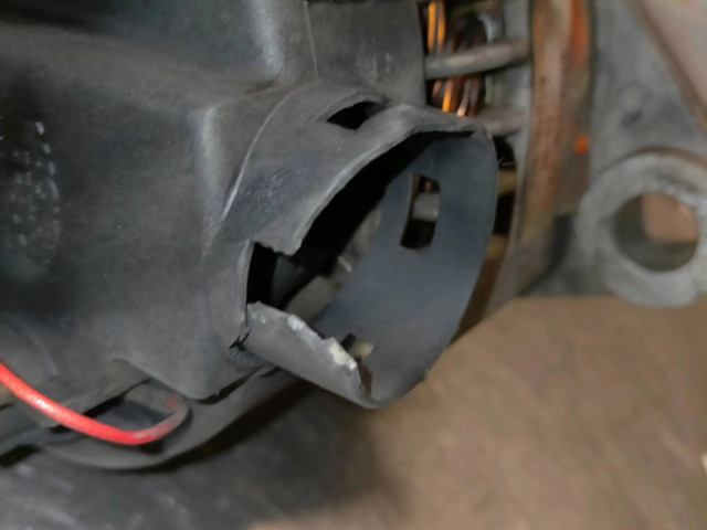 Генератор 46813061, 63321328   Fiat Bravo - Brava      