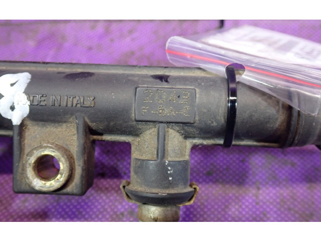 Vstřikovací lišta 3219018301, 3219018301   Fiat Punto (188)    188 