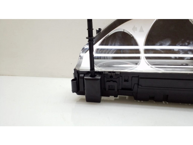 Панель приборов A2049004402, A2044403211   Mercedes-Benz C W204       