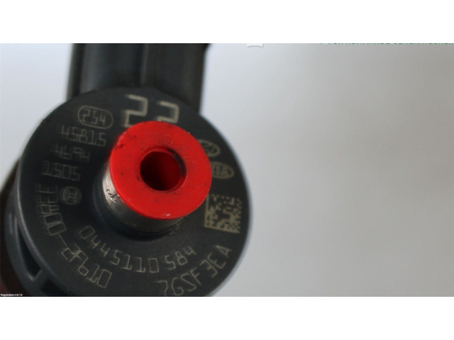 Форсунка 338002F610, 338002F610    KIA Sorento  D4HB 