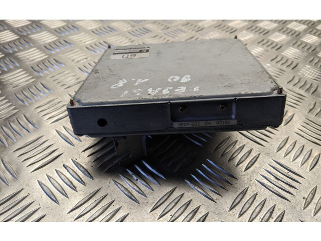 Блок управления двигателя 22611AA360 Subaru Legacy