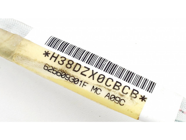 Боковая подушка безопасности 625609301F Mazda 3 II