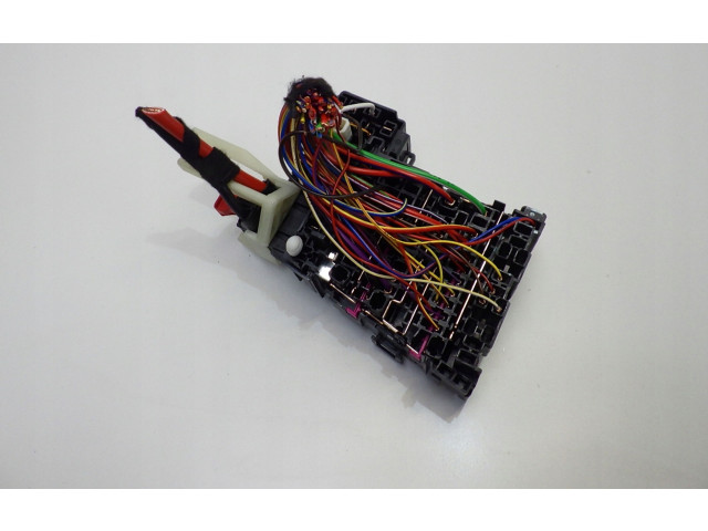 Блок предохранителей 5Q0937615C   Audi Q2 -    