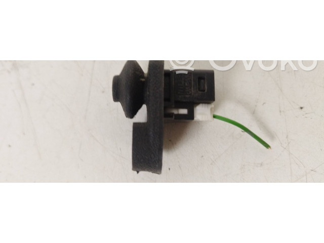 Передний датчик открытия / закрытия двери (крыло) 48260 Nissan Micra