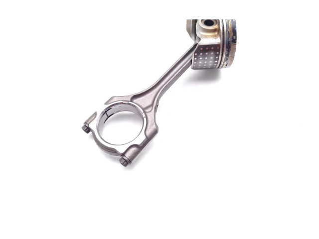 Поршень с шатуном Honda CR-Z