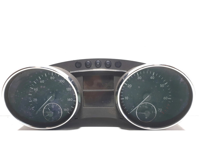 Přístrojová deska Mercedes-Benz R W251 2009 A2515409747