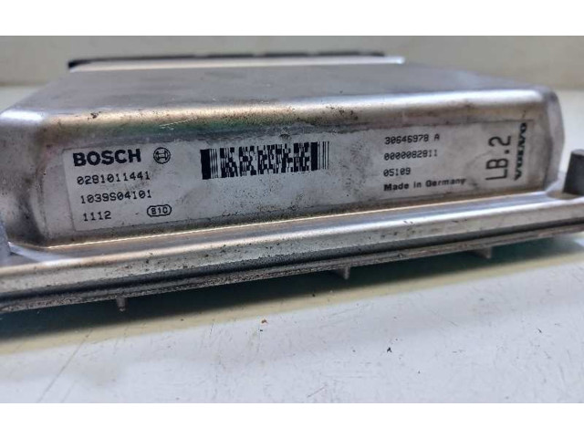 Блок управления двигателем ECU 30646978, 0281011441   Volvo XC90