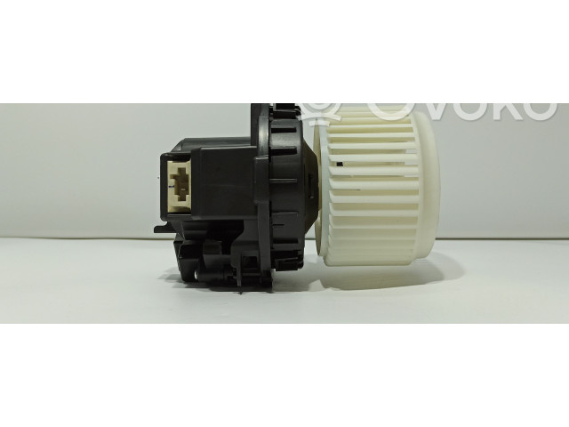 Вентилятор печки 272104788R, DT116625160 Renault Clio V