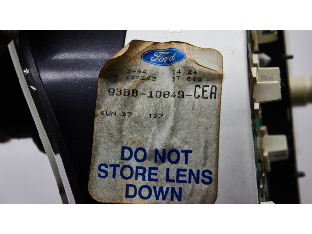 Přístrojová deska Ford Mondeo MK I 1995 93bb10849cea, 93bb10849