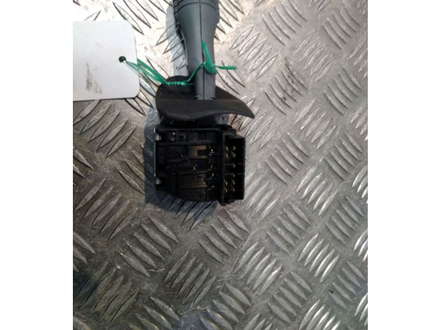 Ручка стеклоочистителей 7701054306 Renault Twingo I