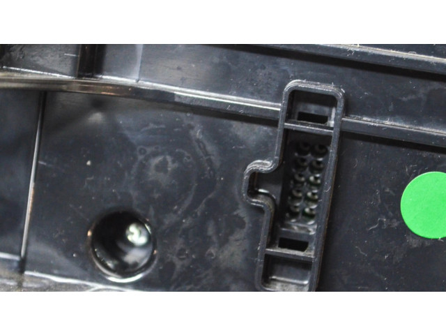 Включатель регулировки салона