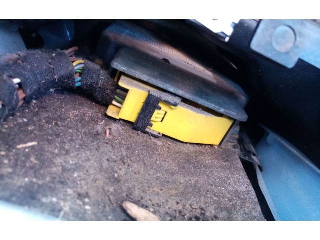 Блок подушек безопасности 5866CA   Skoda Superb B5 (3U)