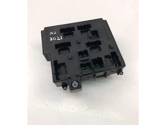 Блок предохранителей  31473771   Volvo XC90    